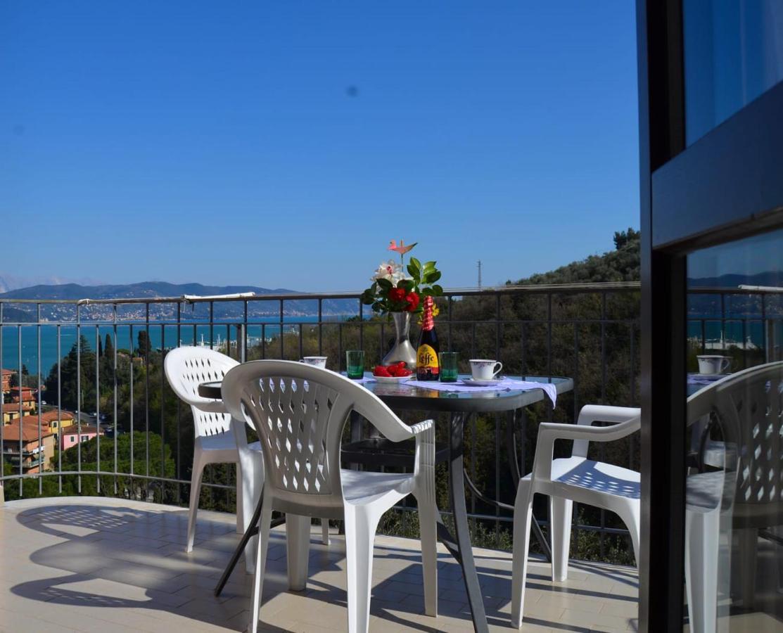Wonderful Sea View - Terrace And Parking Fezzano (Liguria) Exterior foto